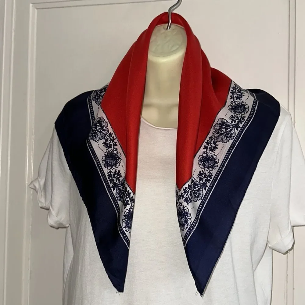 Vintage 70s Paoli red,‎ white & blue polyester scarf with floral border